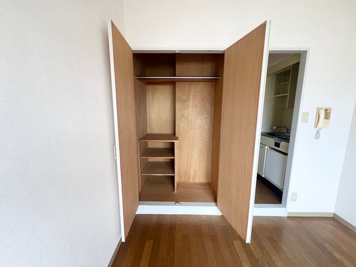 ラ・テ－ル西田弐番館の物件内観写真