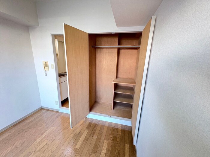 ラ・テ－ル西田弐番館の物件内観写真