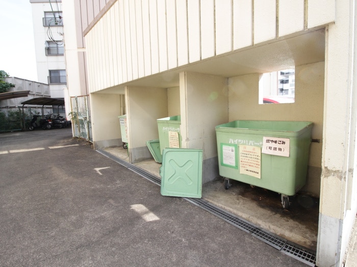 ハイツリバーサイドの物件外観写真