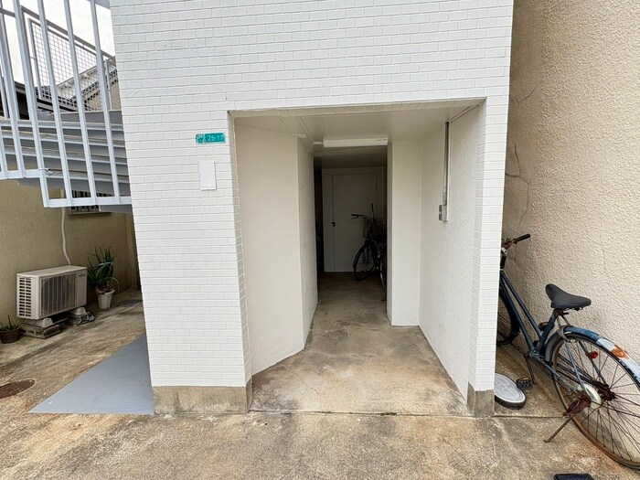 コーポ三津屋の物件外観写真