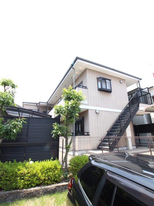 メゾンコンフォートの物件外観写真