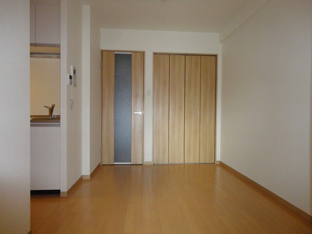 プロスパー緑地公園の物件内観写真