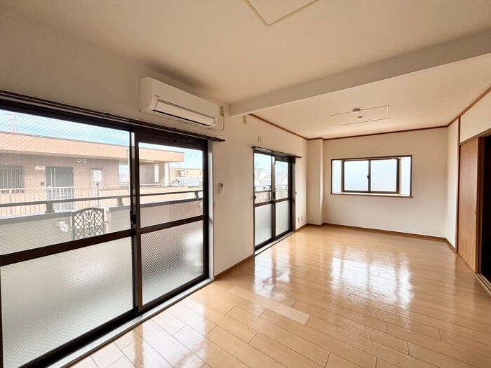 フリーダム中村の物件内観写真