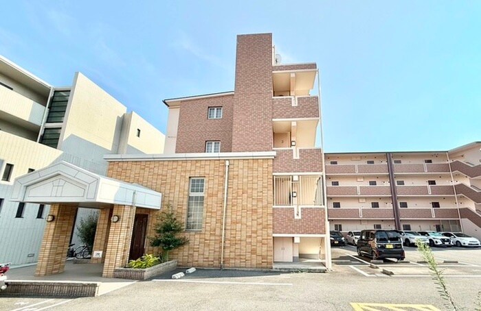 石塚ハイムの物件外観写真