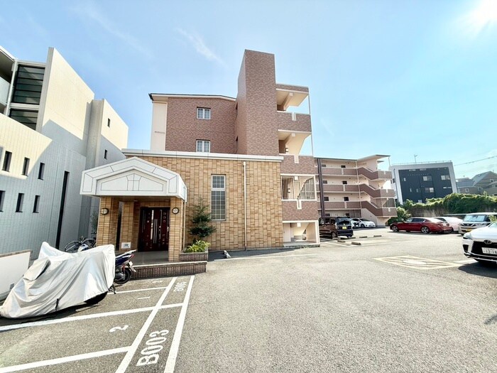 石塚ハイムの物件外観写真