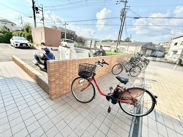 石塚ハイムの物件外観写真