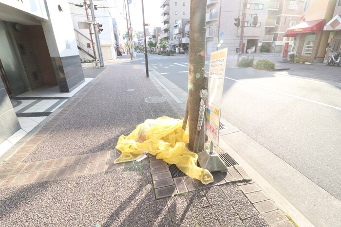 ラ・ウェゾン上沢の物件外観写真