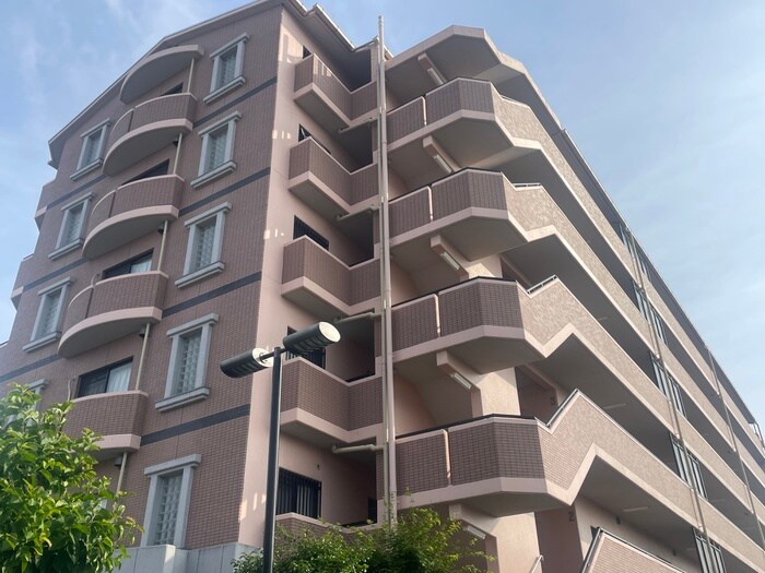 ルナ・ピエ－ナ泉北の物件外観写真