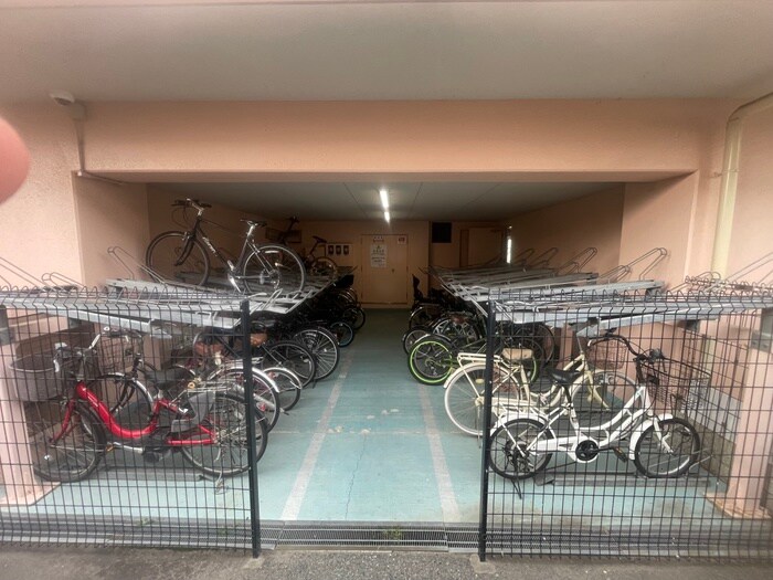 ルナ・ピエ－ナ泉北の物件外観写真