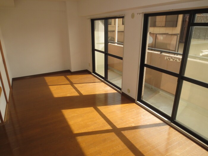 ルナ・ピエ－ナ泉北の物件内観写真