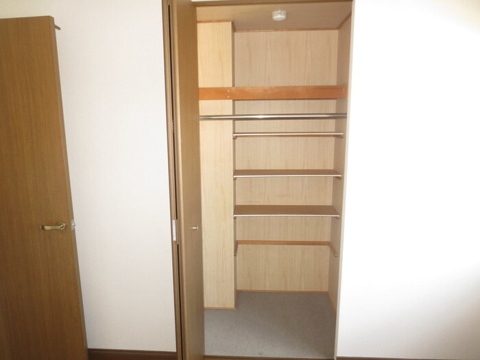 ルナ・ピエ－ナ泉北の物件内観写真