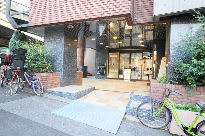 リアライズ緑地北の物件外観写真