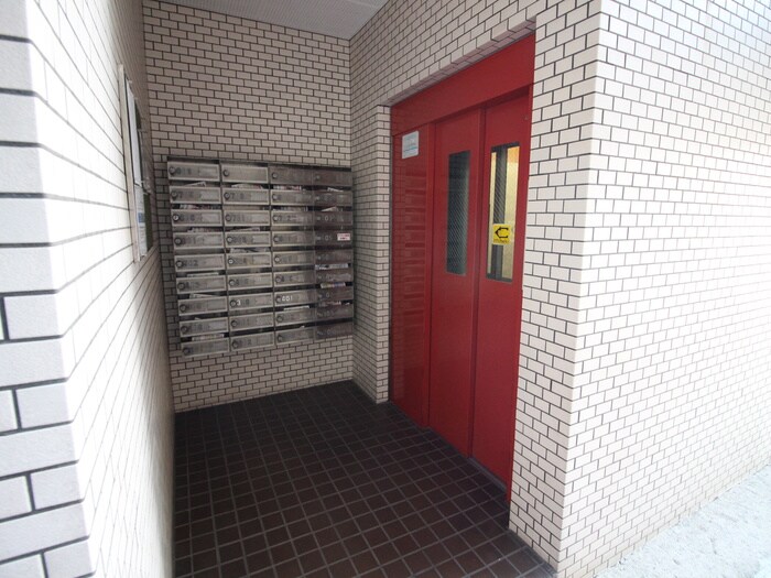 ラインハイツ瀬戸の物件外観写真