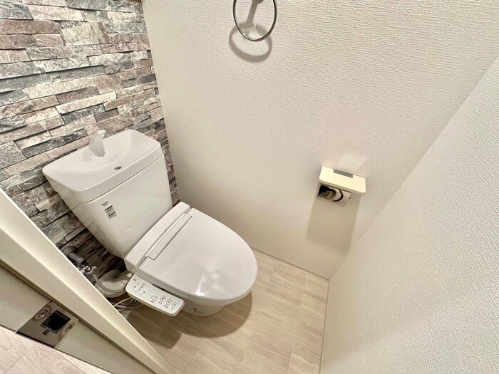 セレニテフラン本町の物件内観写真