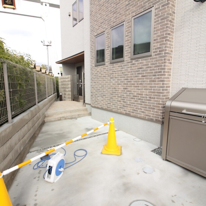 エルム新石切の物件外観写真