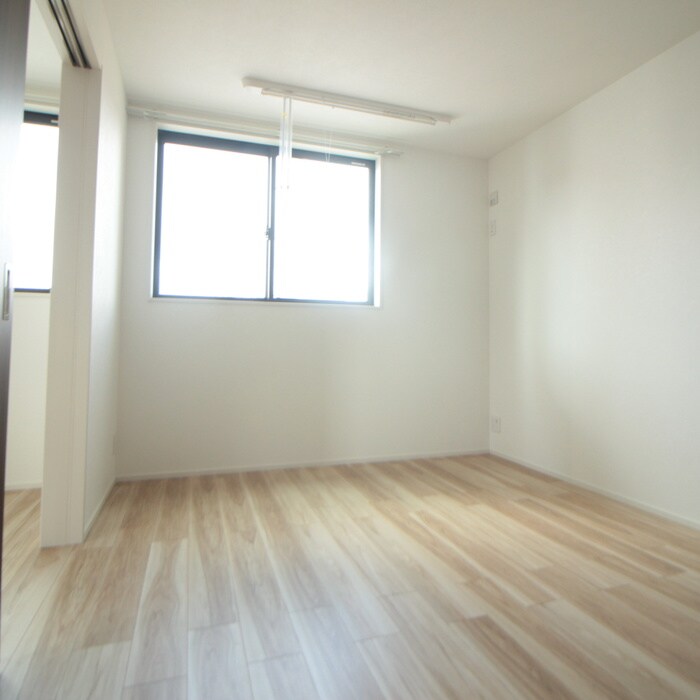 エルム新石切の物件内観写真