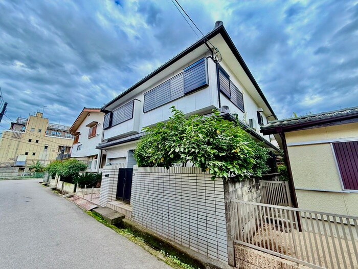 八幡三本橋一戸建の物件外観写真