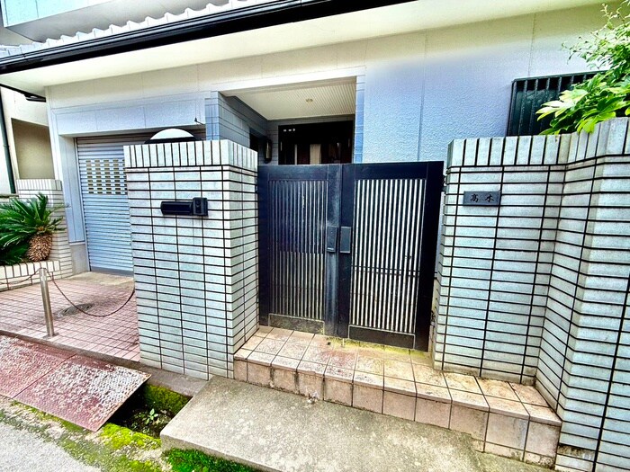 八幡三本橋一戸建の物件外観写真