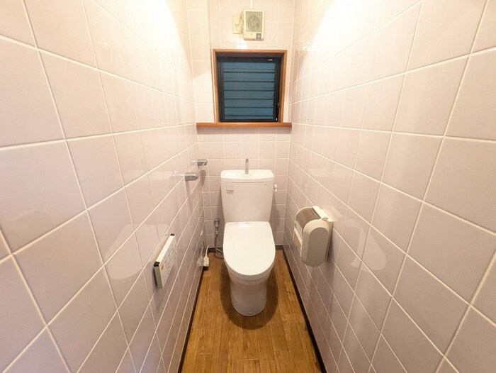 八幡三本橋一戸建の物件内観写真