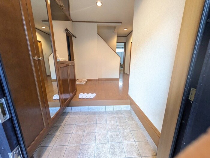 八幡三本橋一戸建の物件内観写真