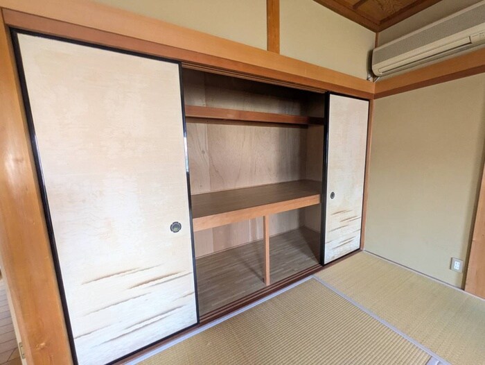 八幡三本橋一戸建の物件内観写真