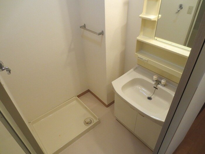 グランディ－ル湊川の物件内観写真