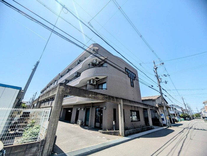 フォレストの物件外観写真