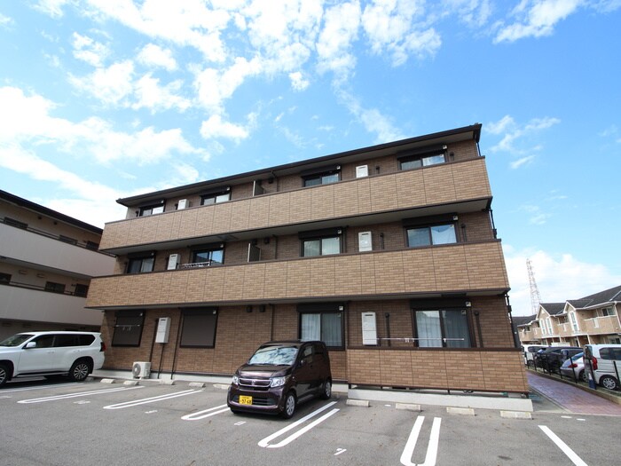 SEJOUR OTTS TROISの物件外観写真