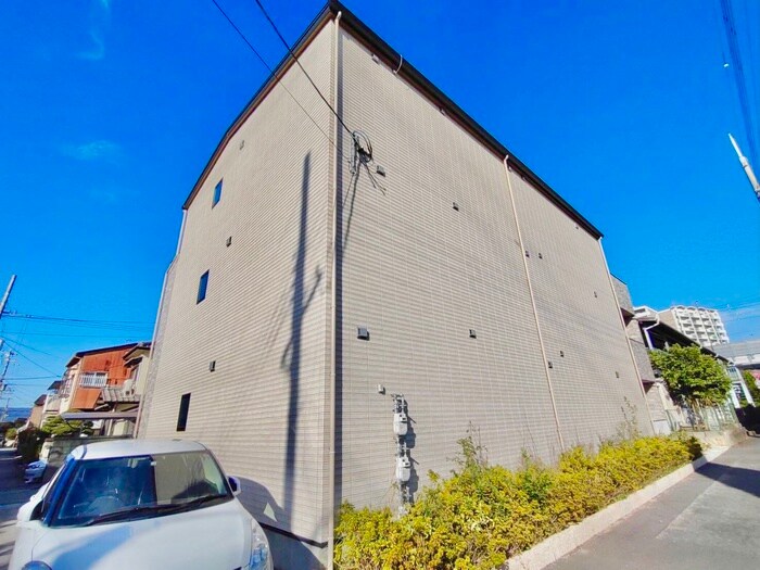 サンフラワーの物件外観写真