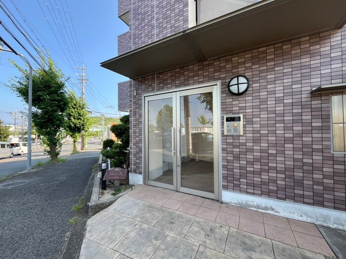 タカンドの物件外観写真