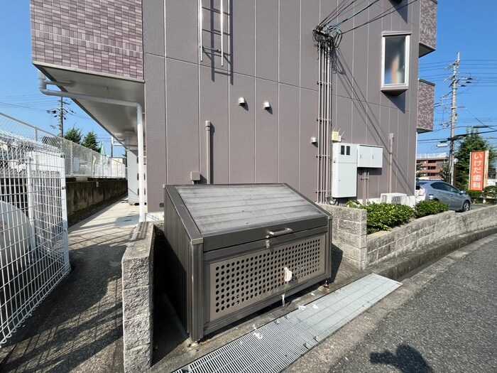 タカンドの物件外観写真