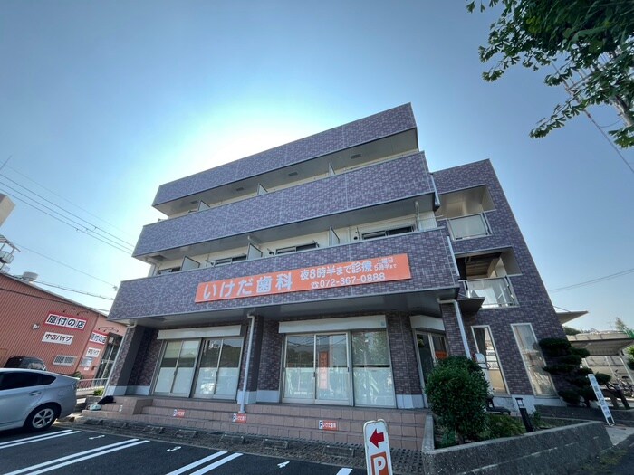 タカンドの物件外観写真