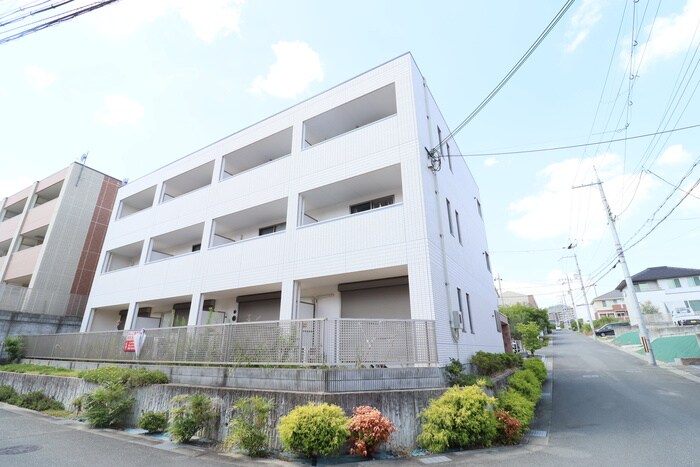 ハルコ－ト箕面の物件外観写真