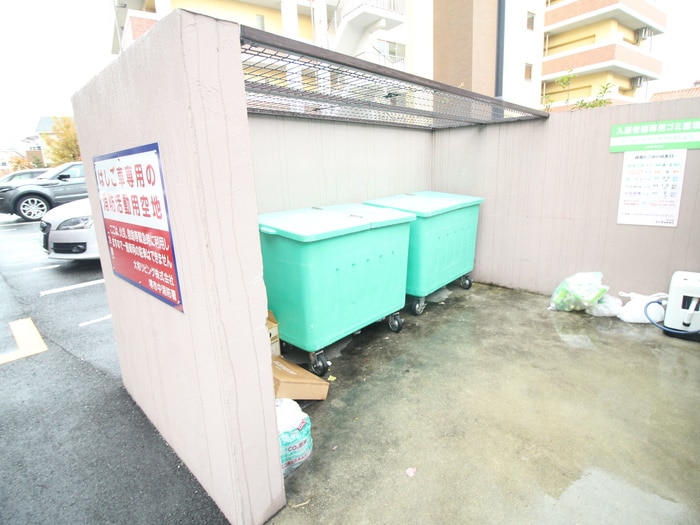 ブランドール東百舌鳥の物件外観写真