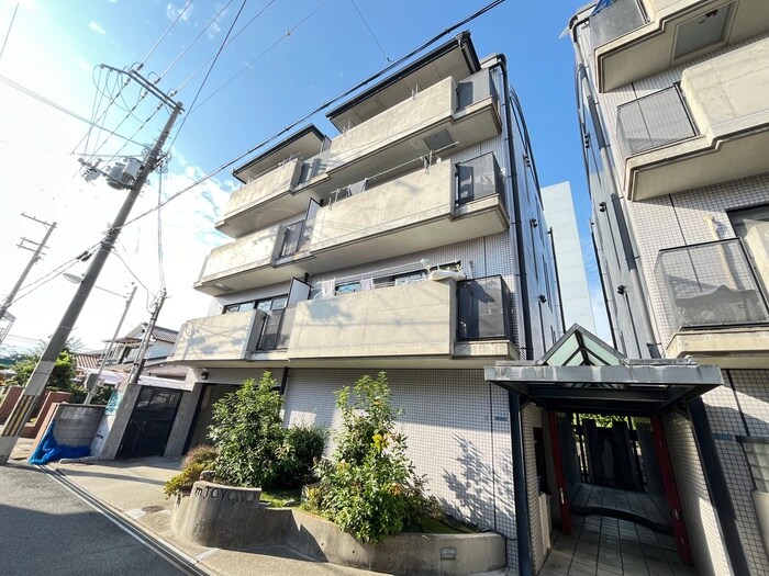 メゾン豊野Ａ棟の物件外観写真