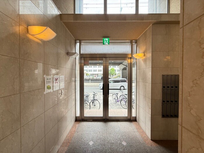 ラシ－ヌ喜連の物件外観写真