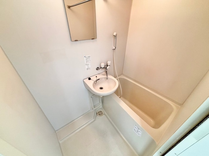 ベルシモンズ大阪港の物件内観写真