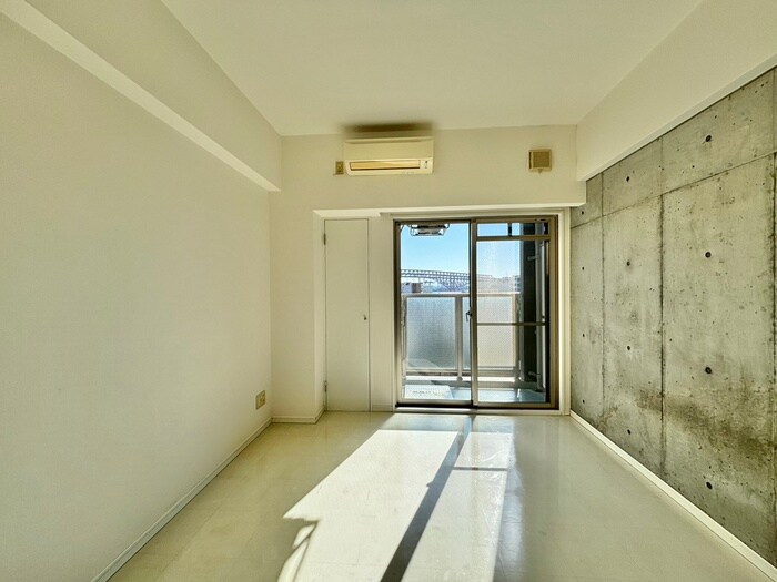 ベルシモンズ大阪港の物件内観写真