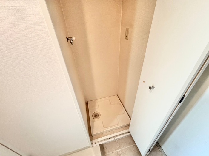 ベルシモンズ大阪港の物件内観写真