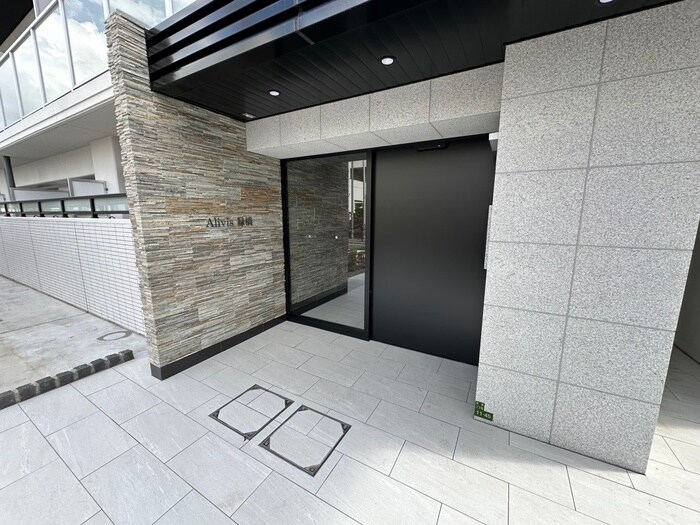 Alivis緑橋の物件外観写真