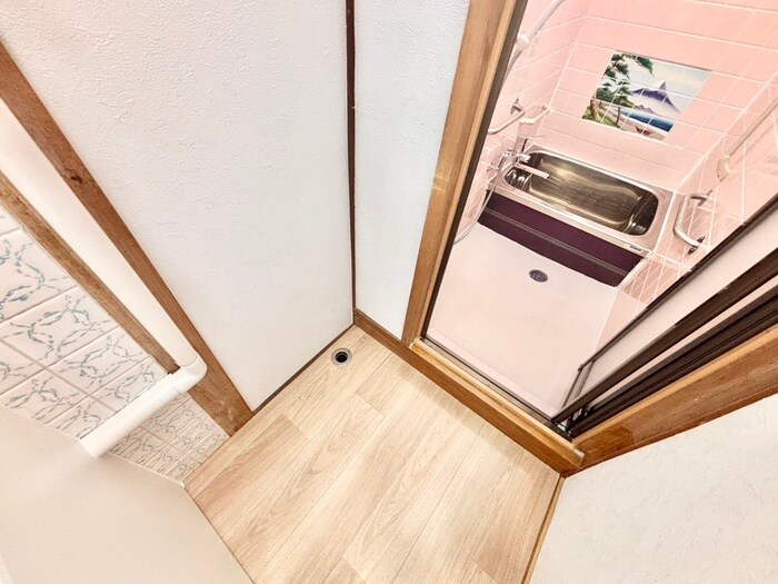 寝屋川市緑町貸家の物件内観写真