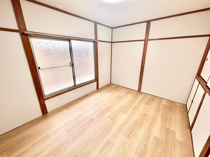 寝屋川市緑町貸家の物件内観写真