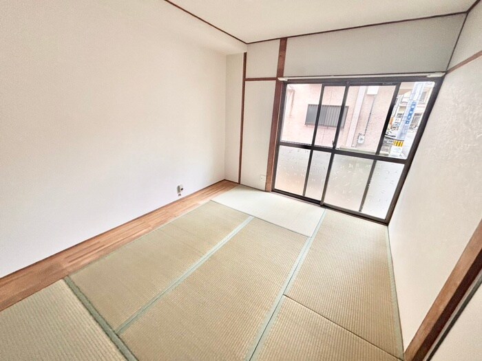 寝屋川市緑町貸家の物件内観写真