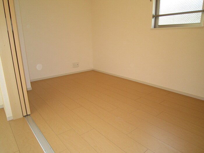 ソレイユ上野の物件内観写真