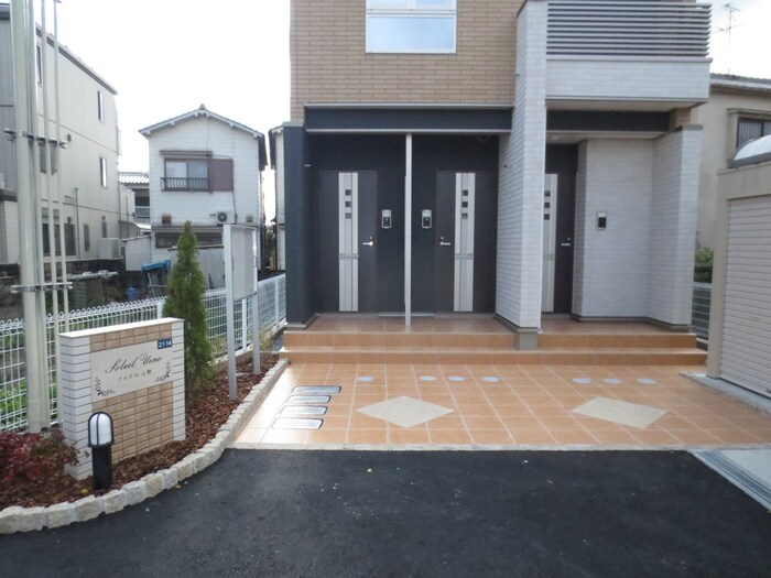 ソレイユ上野の物件外観写真