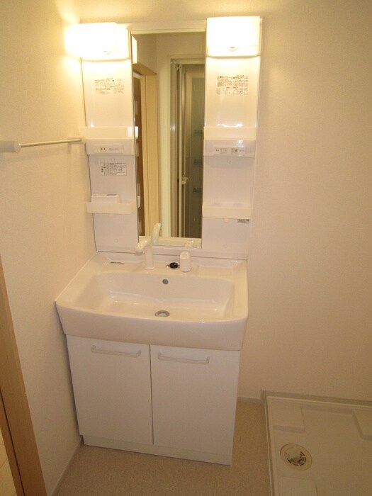 ソレイユ上野の物件内観写真