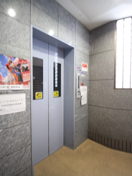 リバーサイドハ－トの物件外観写真