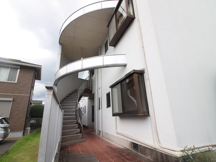 ウエストハイツの物件外観写真