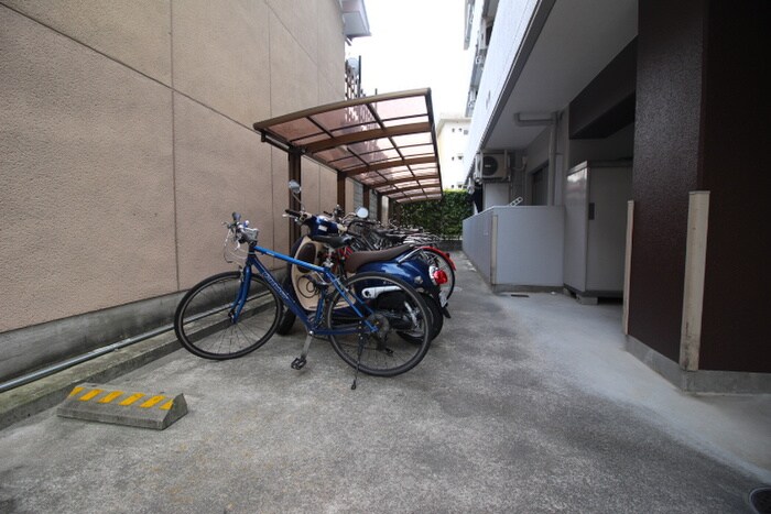 エスクレア出町柳の物件外観写真