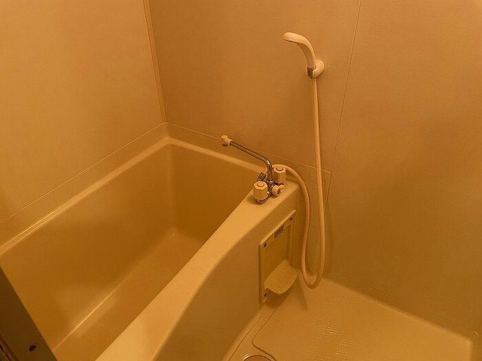 エスクレア出町柳の物件内観写真